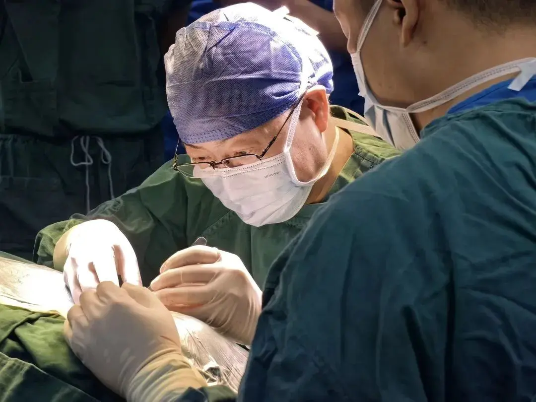 An image to describe post