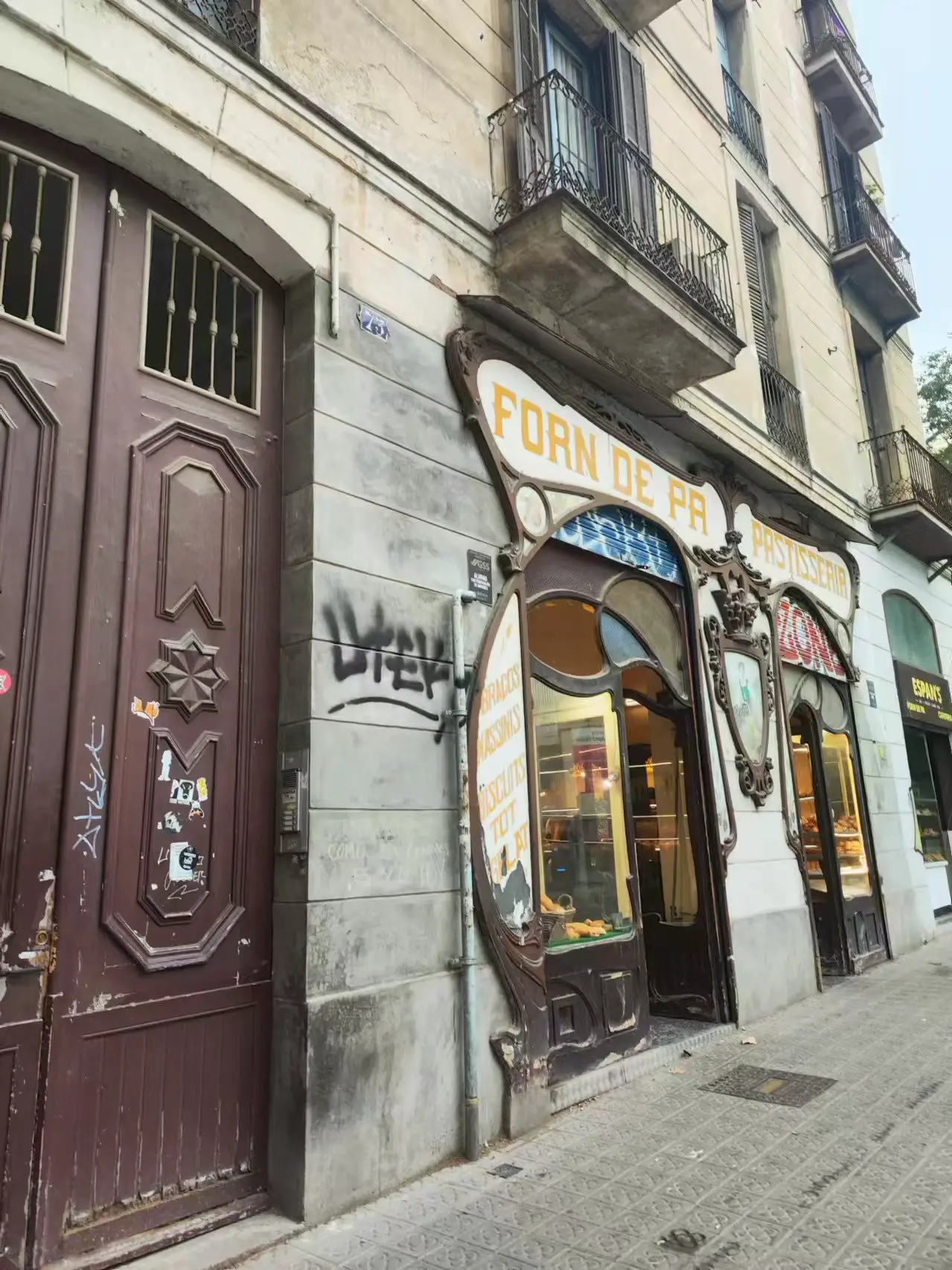 An image to describe post