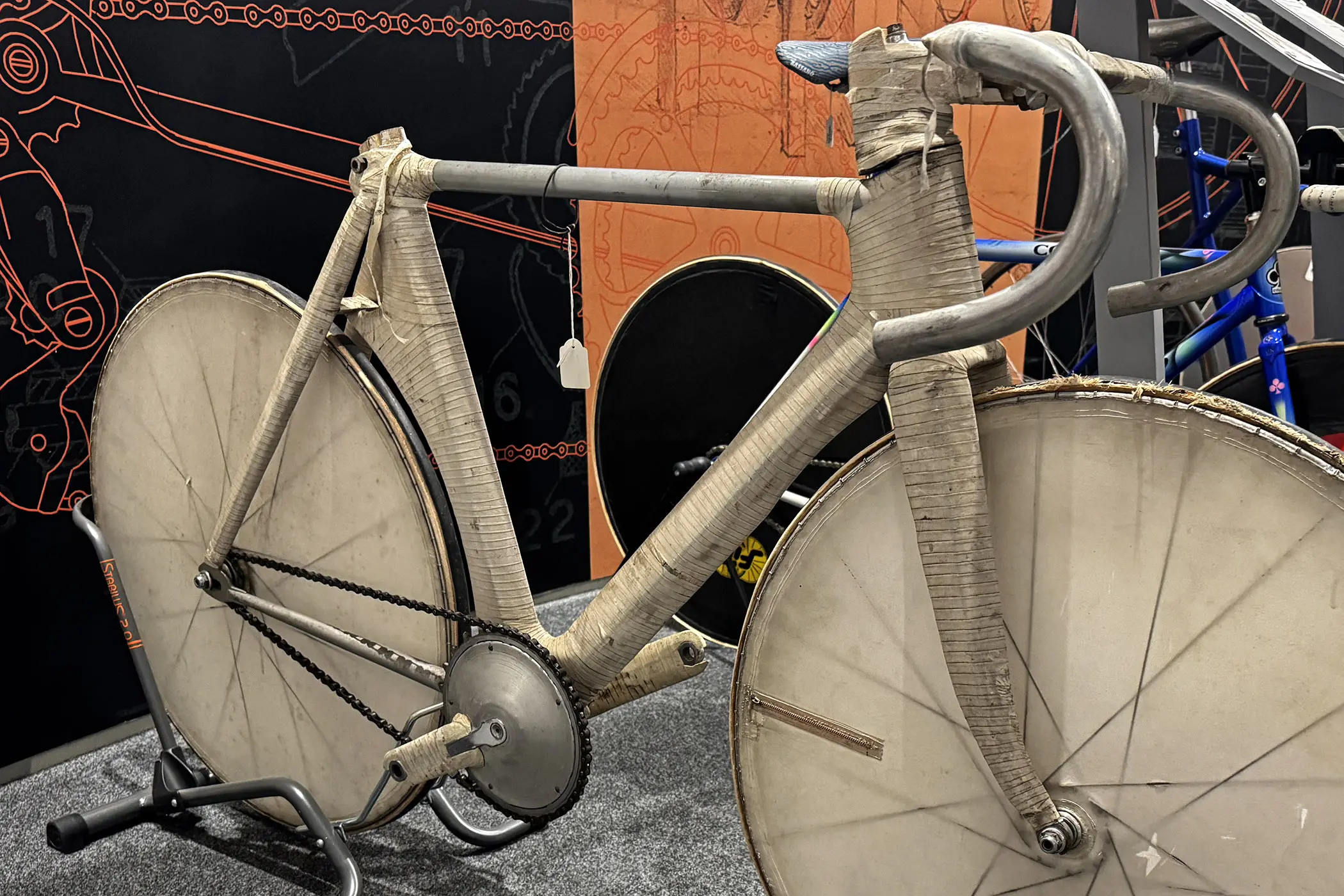 An image to describe post