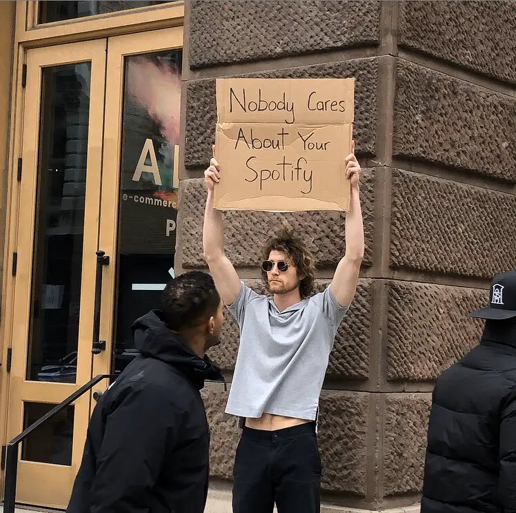 An image to describe post