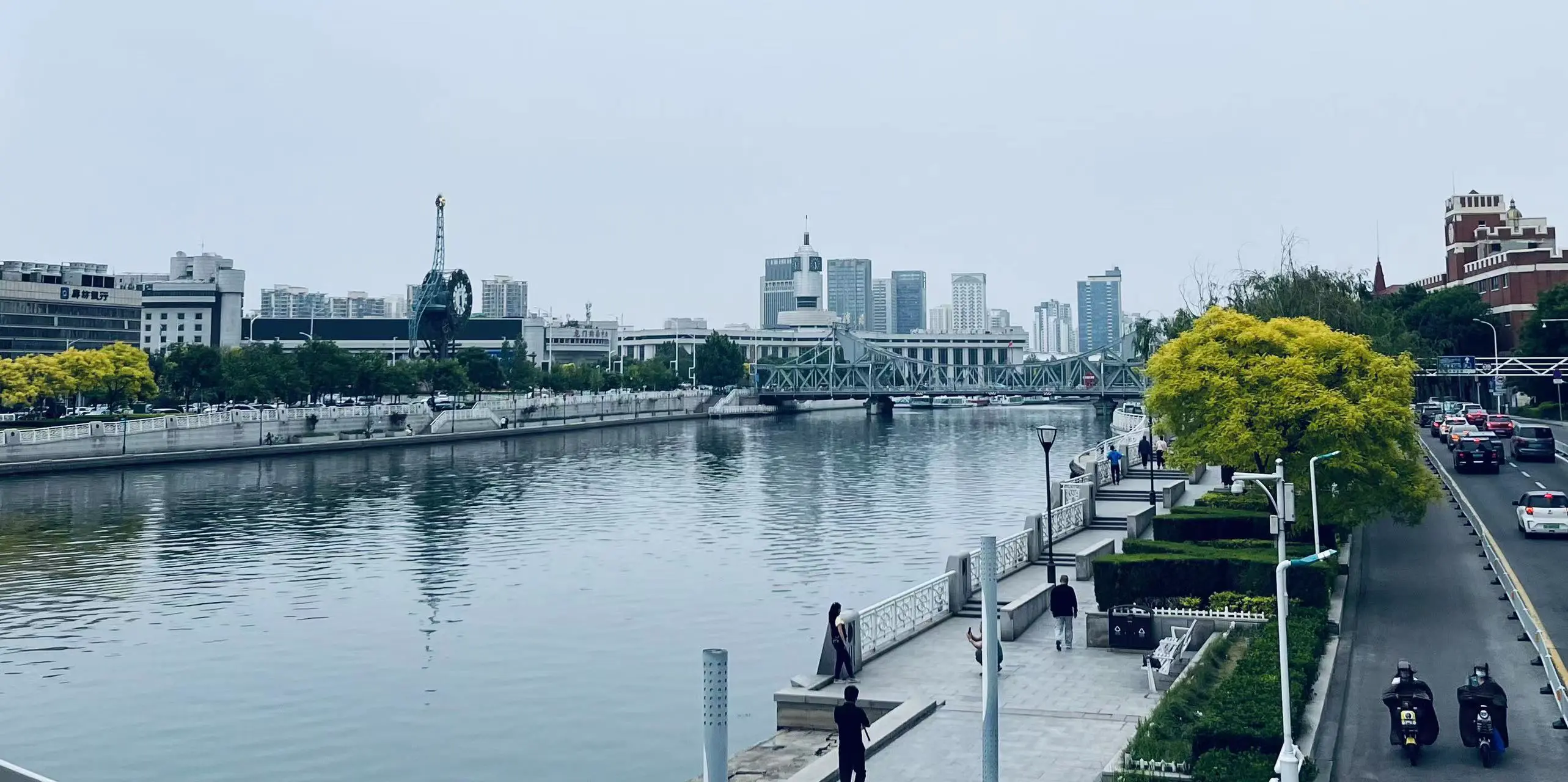 An image to describe post