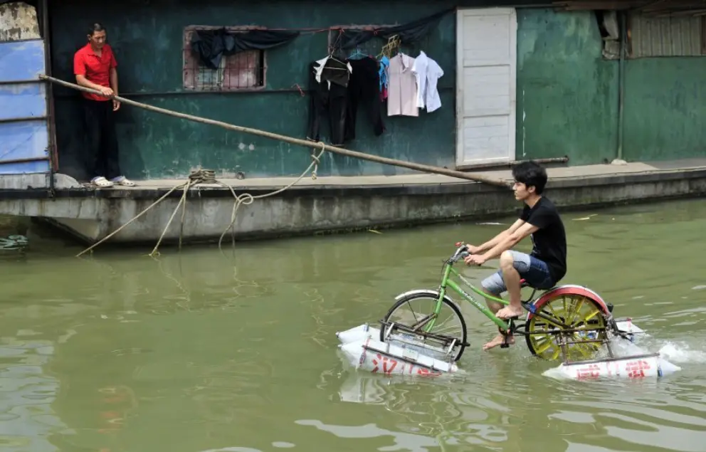 An image to describe post 要不是法律拦着，UP主们只怕连核反应堆都能搞出来……