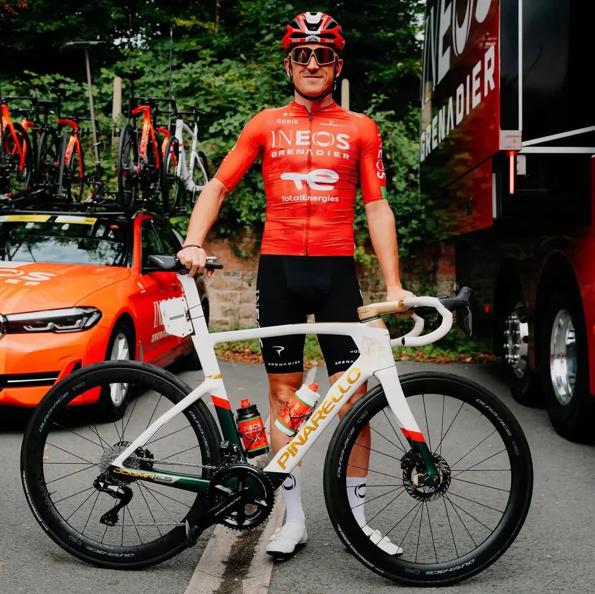 An image to describe post