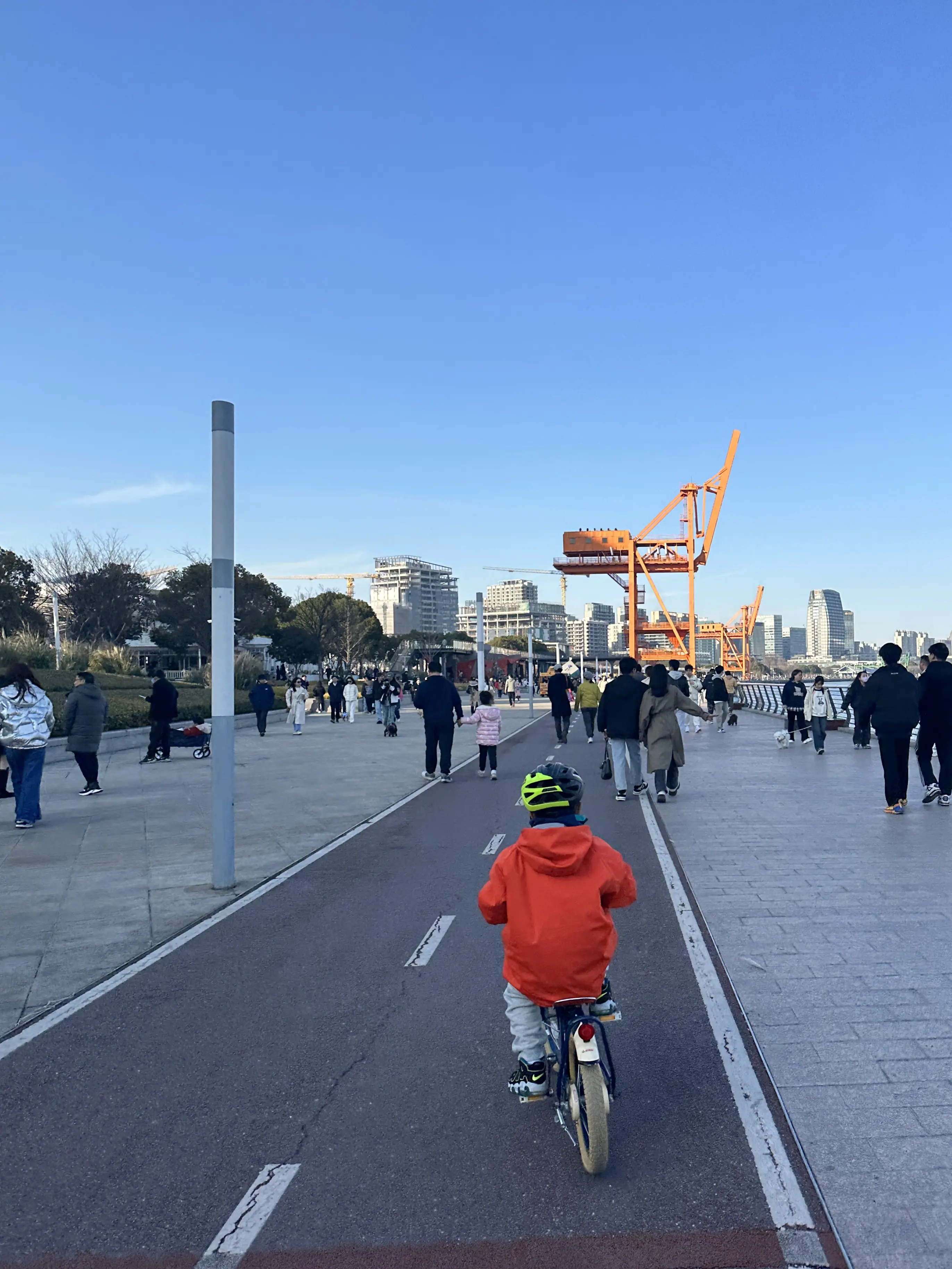 An image to describe post