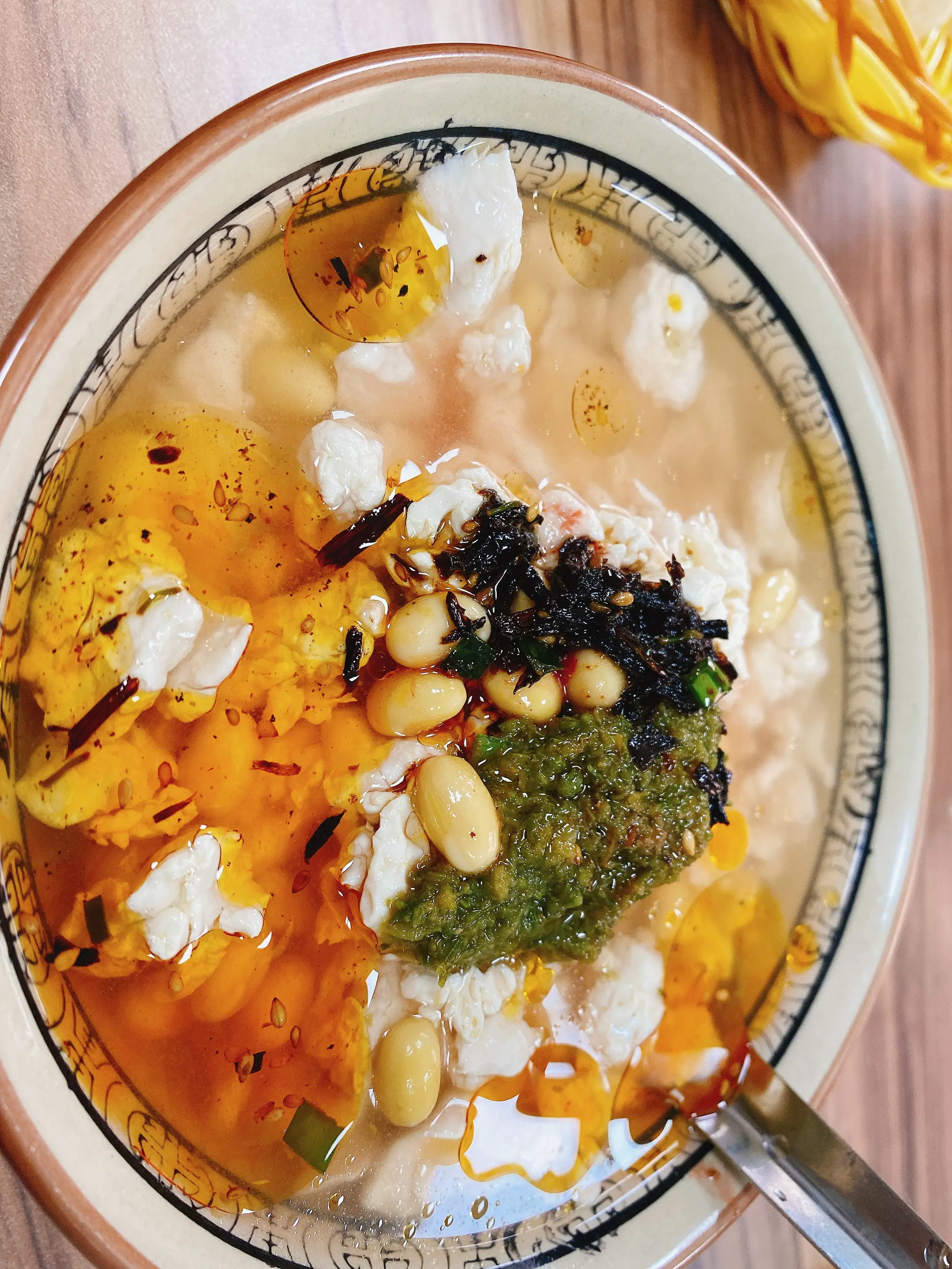 An image to describe post